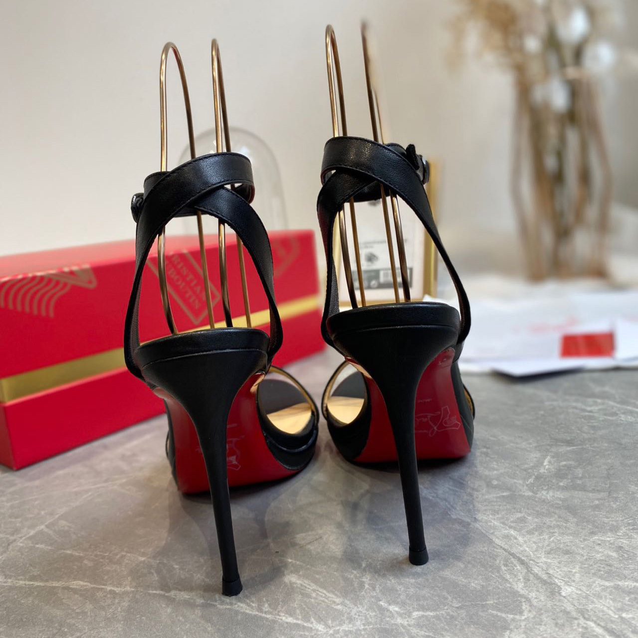 Christian Louboutin Loubigirl 100 mm - everydesigner