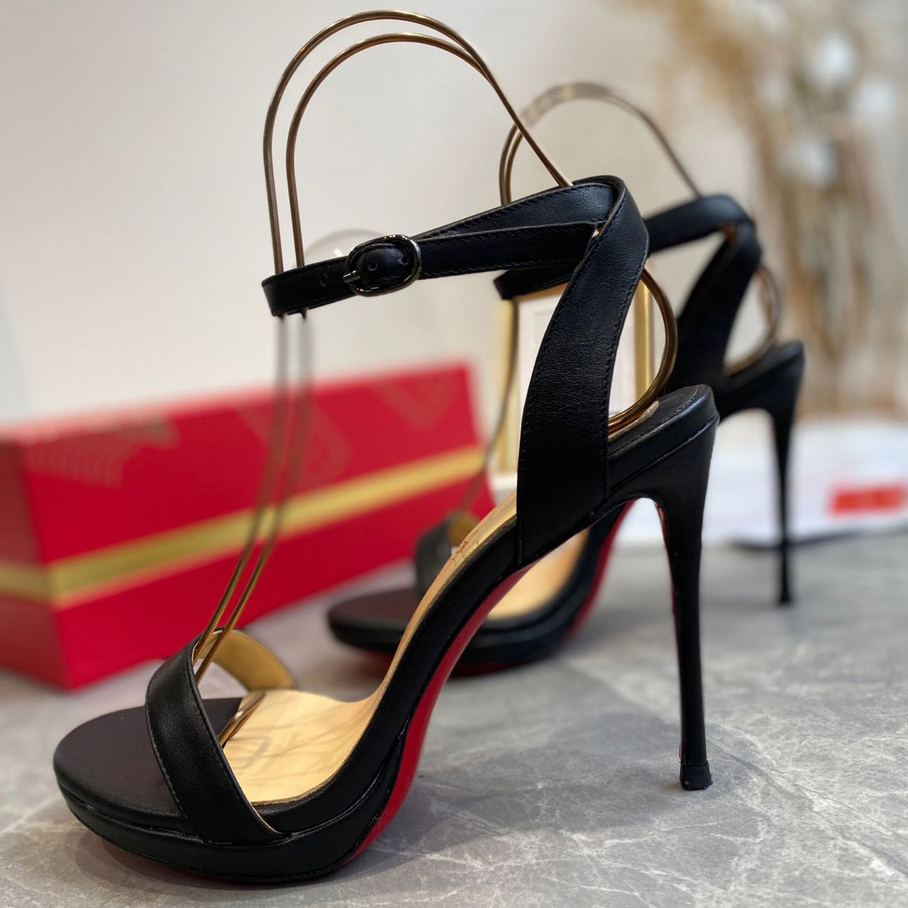 Christian Louboutin Loubigirl 100 mm - everydesigner