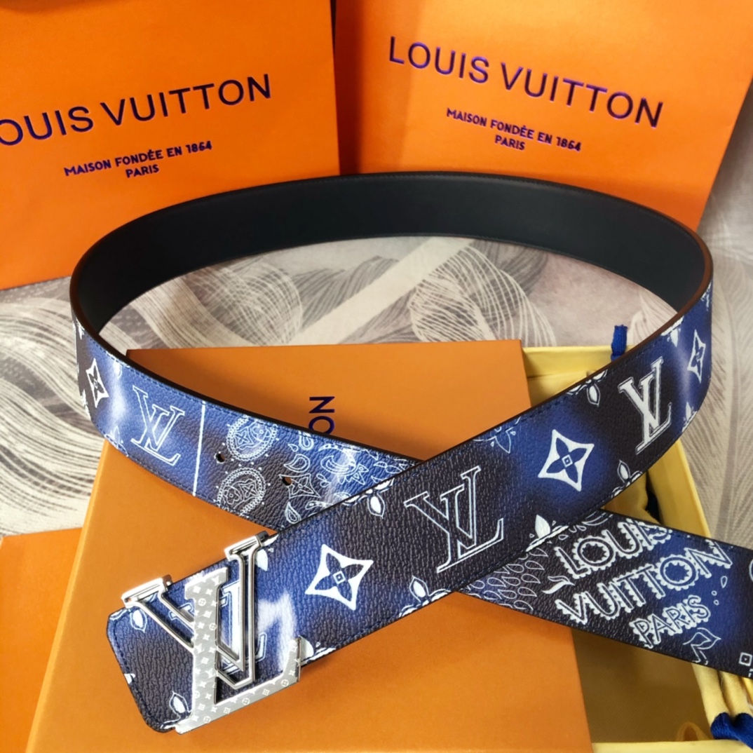 Louis Vuitton LV Initials Mng Bandana 40MM Reversible Belt   M0530T - everydesigner