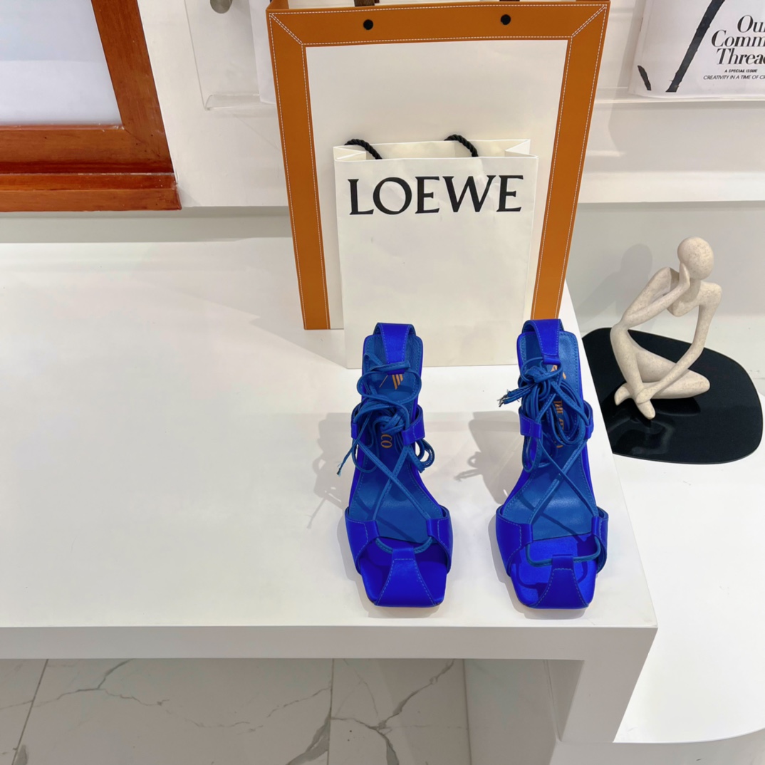 The Attico ''Adele'' Electric Blue Sandal - everydesigner