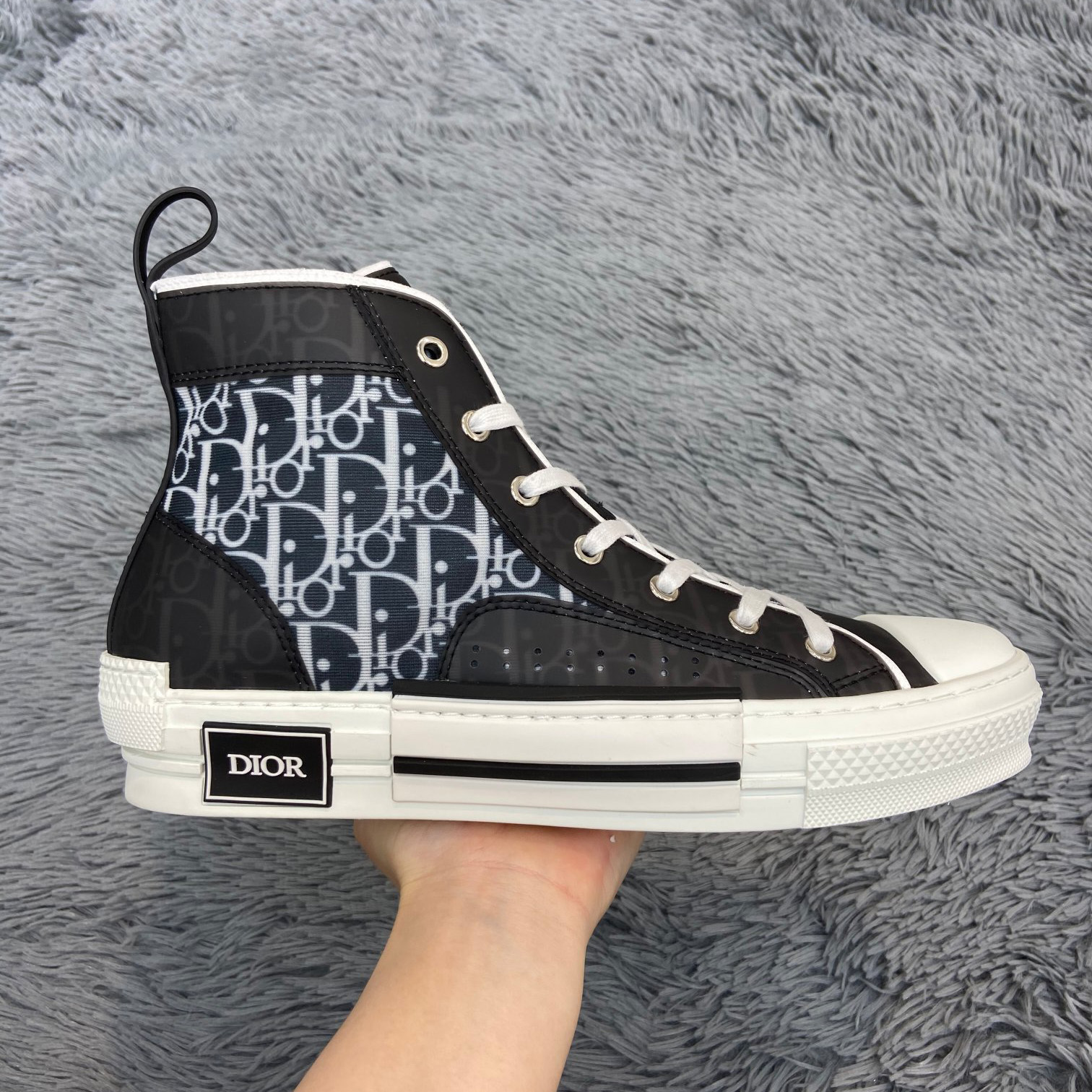 Dior B23 High-Top Sneaker - everydesigner