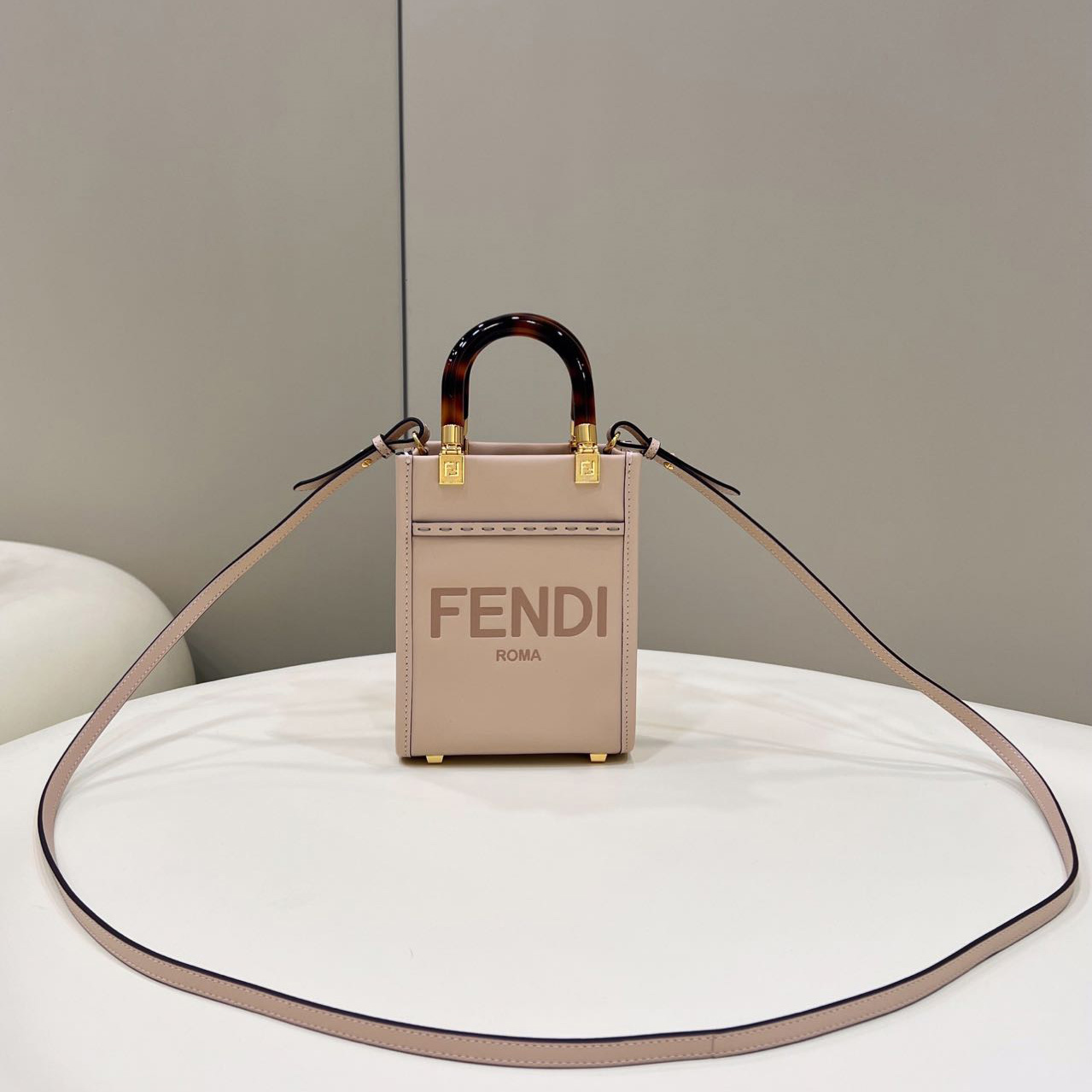 Fendi Mini Sunshine Shopper Bag In Pale Pink Leather(13-18-6.5CM) - everydesigner