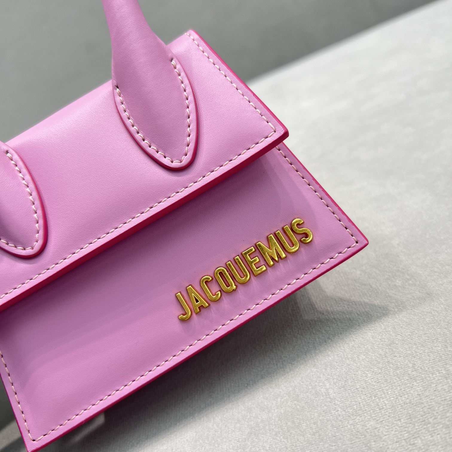 Jacquemus Le Chiquito Signature Mini Handbag(12-8-5cm) - everydesigner