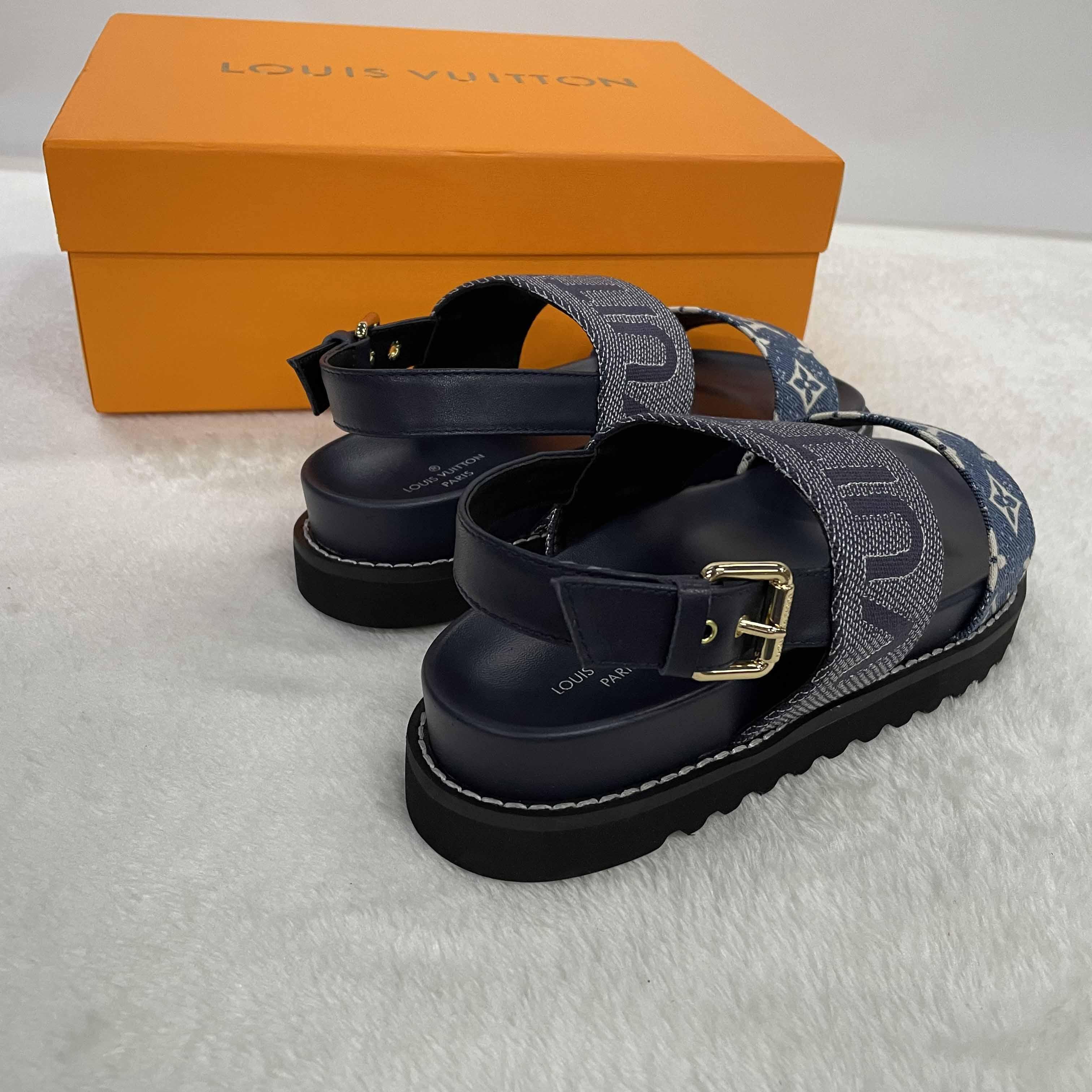 Louis Vuitton Paseo Flat Comfort Sandal      1A9RMV - everydesigner