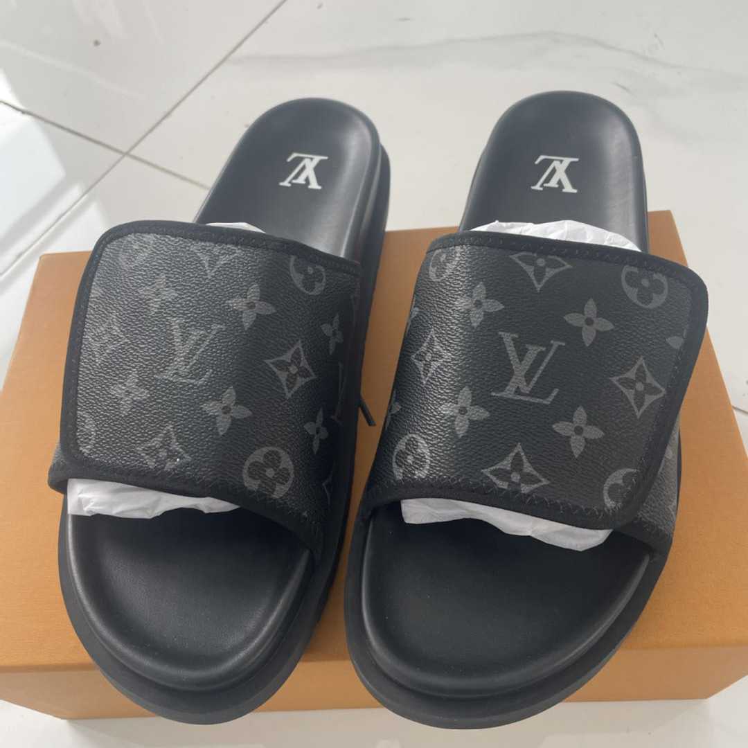 Louis Vuitton Miami Mule         1A9Z60 - everydesigner