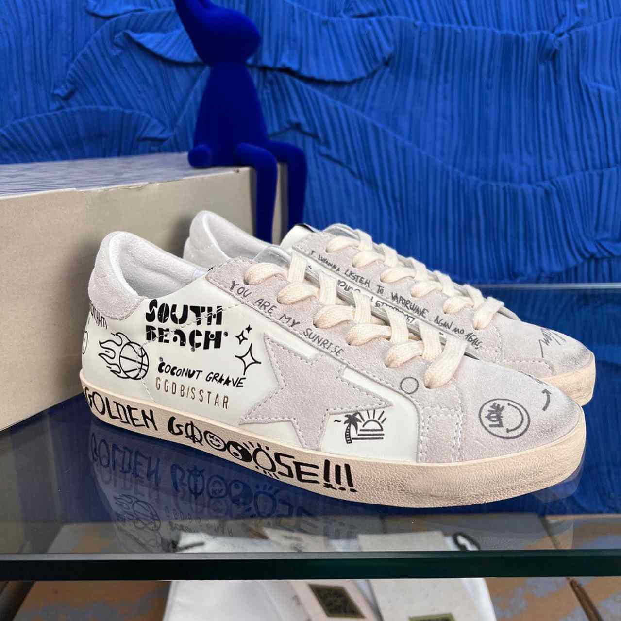 Golden Goose Super-Star Low-Up Sneakers - everydesigner