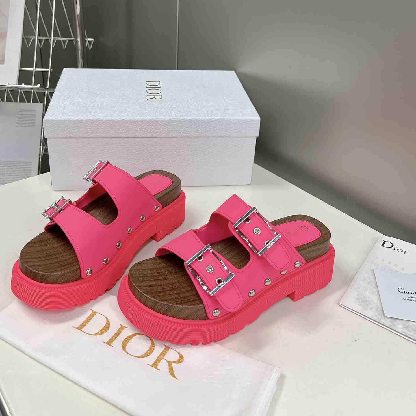 Dior Diorquake Strap Sandal - everydesigner