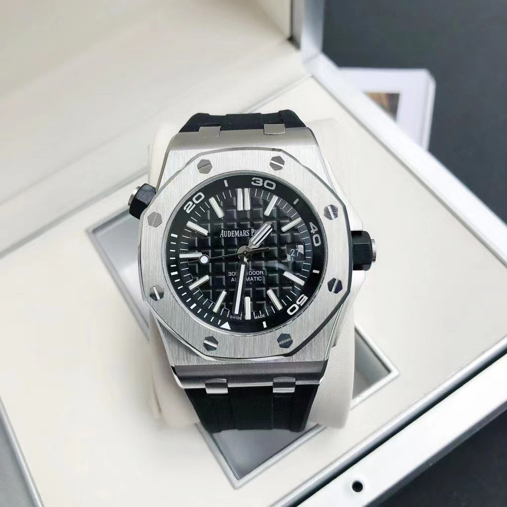 Audemars Piguet  Watch  - everydesigner