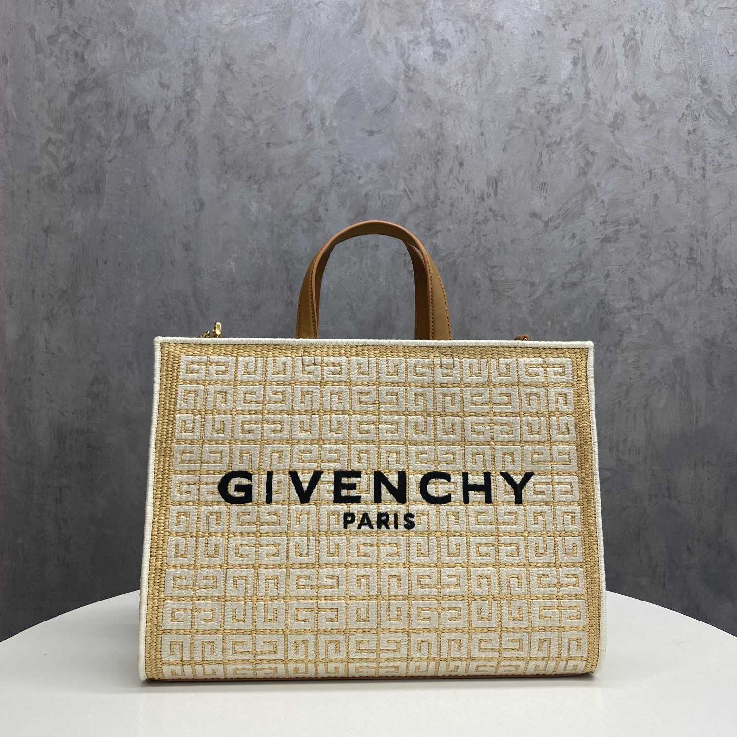 Givenchy Medium G Tote Shopping Bag In 4G Embroidered Raffia(37-28-11 cm) - everydesigner