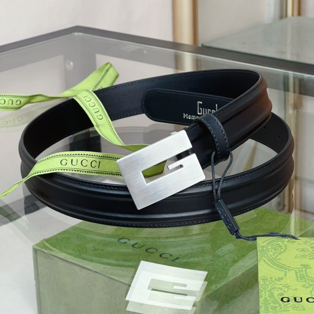 Gucci Thin Belt With Engraved Square G Buckle - everydesigner