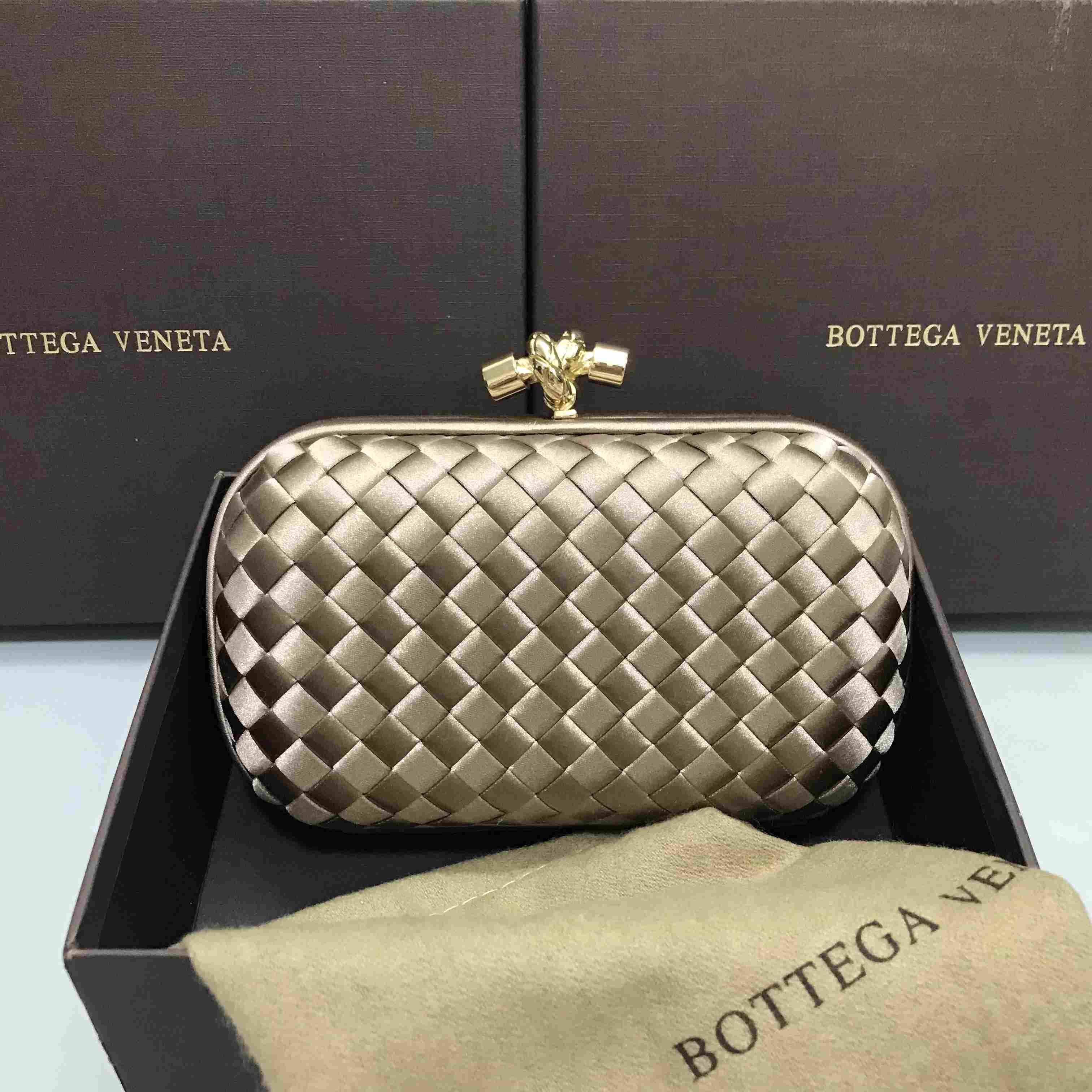 Bottega Veneta Pochette Knot Silk Clutch Bag(16.5-10-5cm)   B7750 - everydesigner