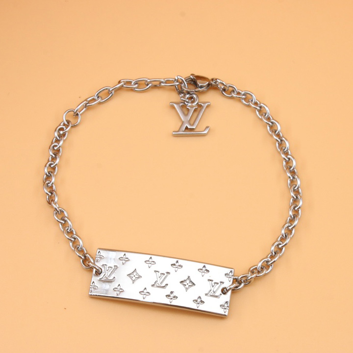 Louis Vuitton Monogram Bold Bracelet   M00681 - everydesigner