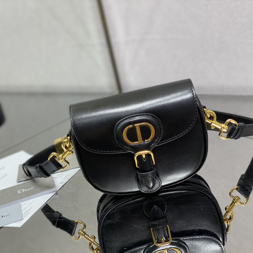 Dior Small Dior Bobby Bag(18-14-5cm) - everydesigner