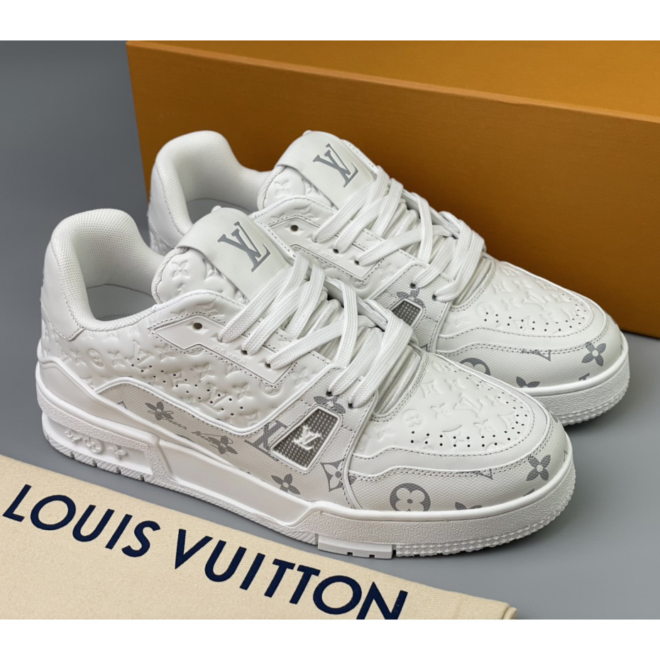 Louis Vuitton Trainer Sneaker (Upon UK Size) - everydesigner