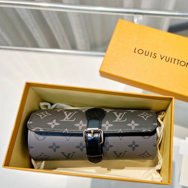 Louis Vuitton  3 Watch Case    - everydesigner