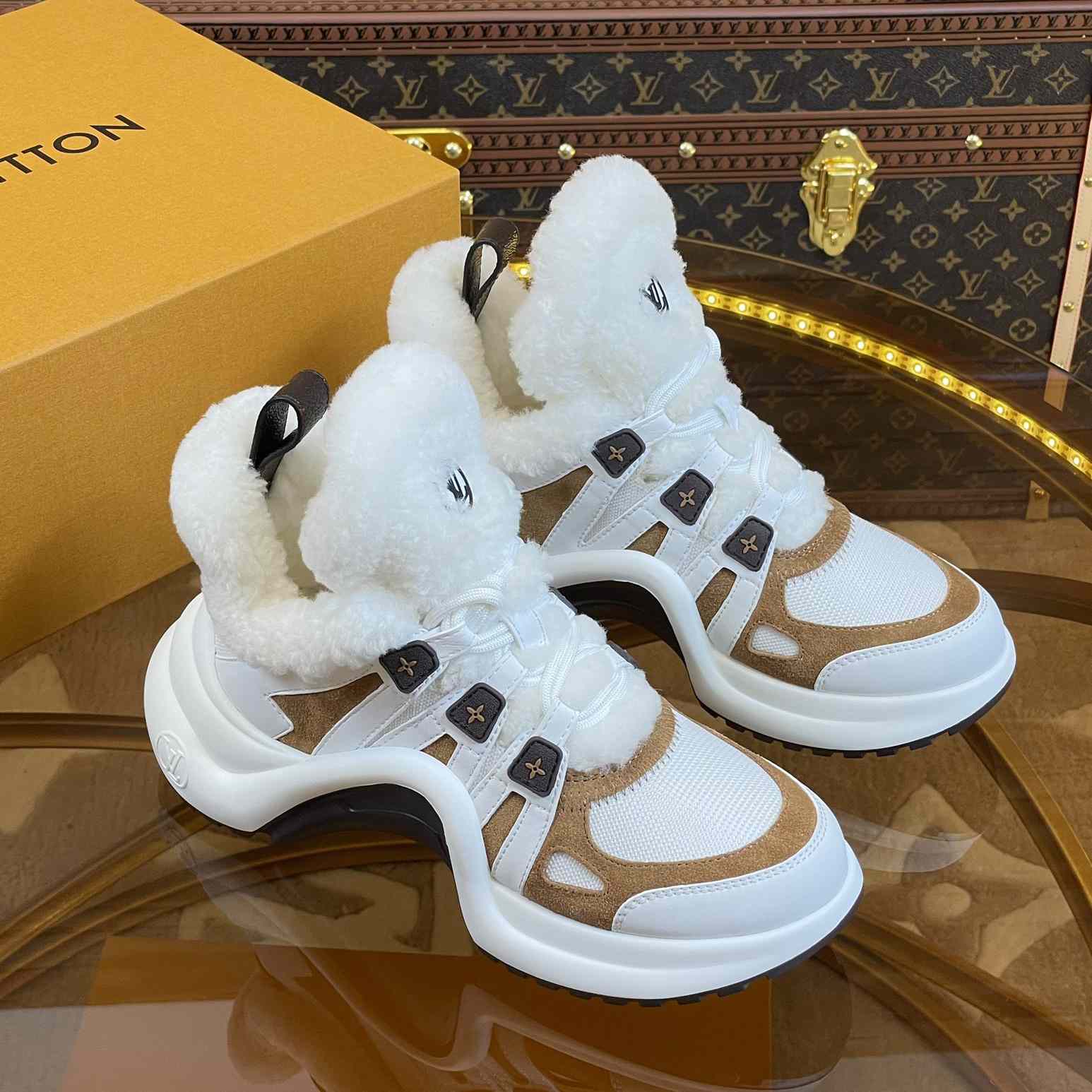 Louis Vuitton LV Archlight Sneaker       1AACQM - everydesigner