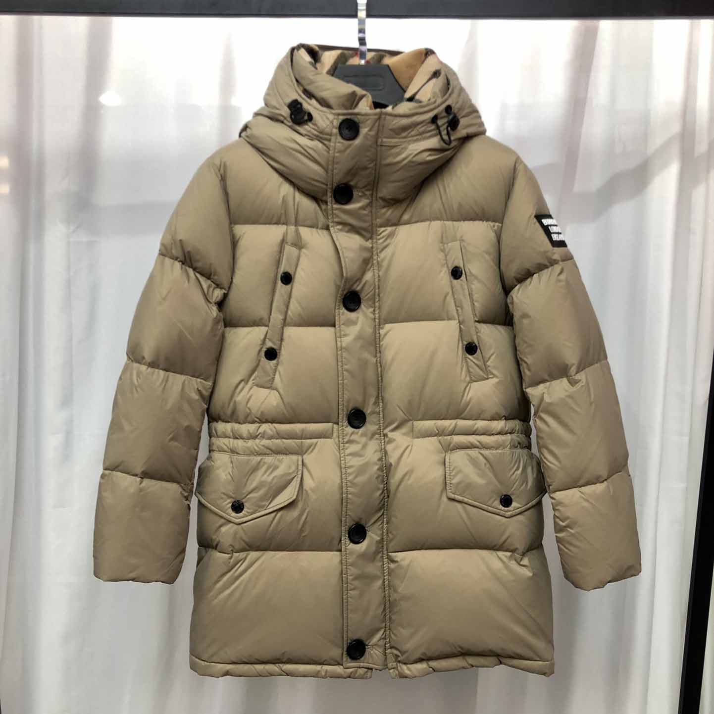 Burberry Logo Appliqué Nylon Puffer Coat - everydesigner