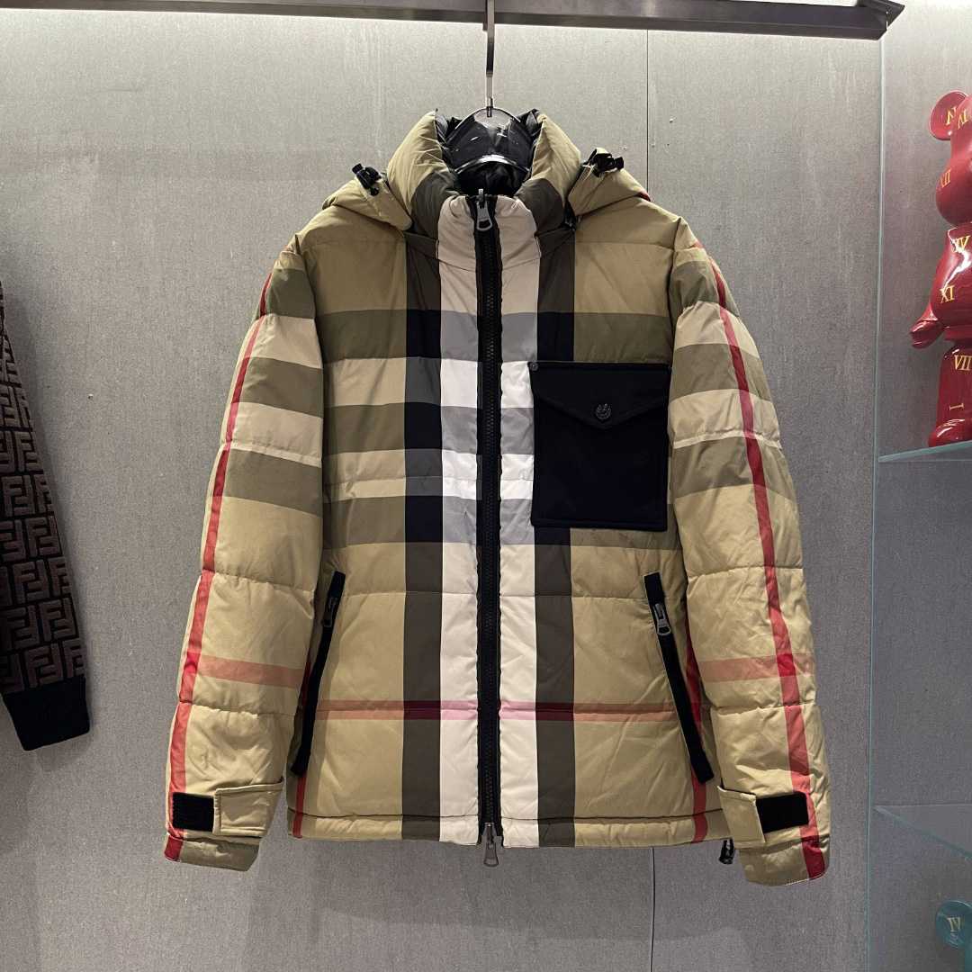 Burberry Reversible Exaggerated Check Nylon Puffer Jacket - everydesigner