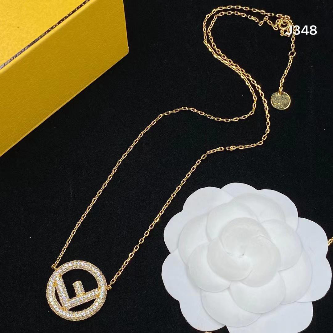 Fendi Necklace - everydesigner