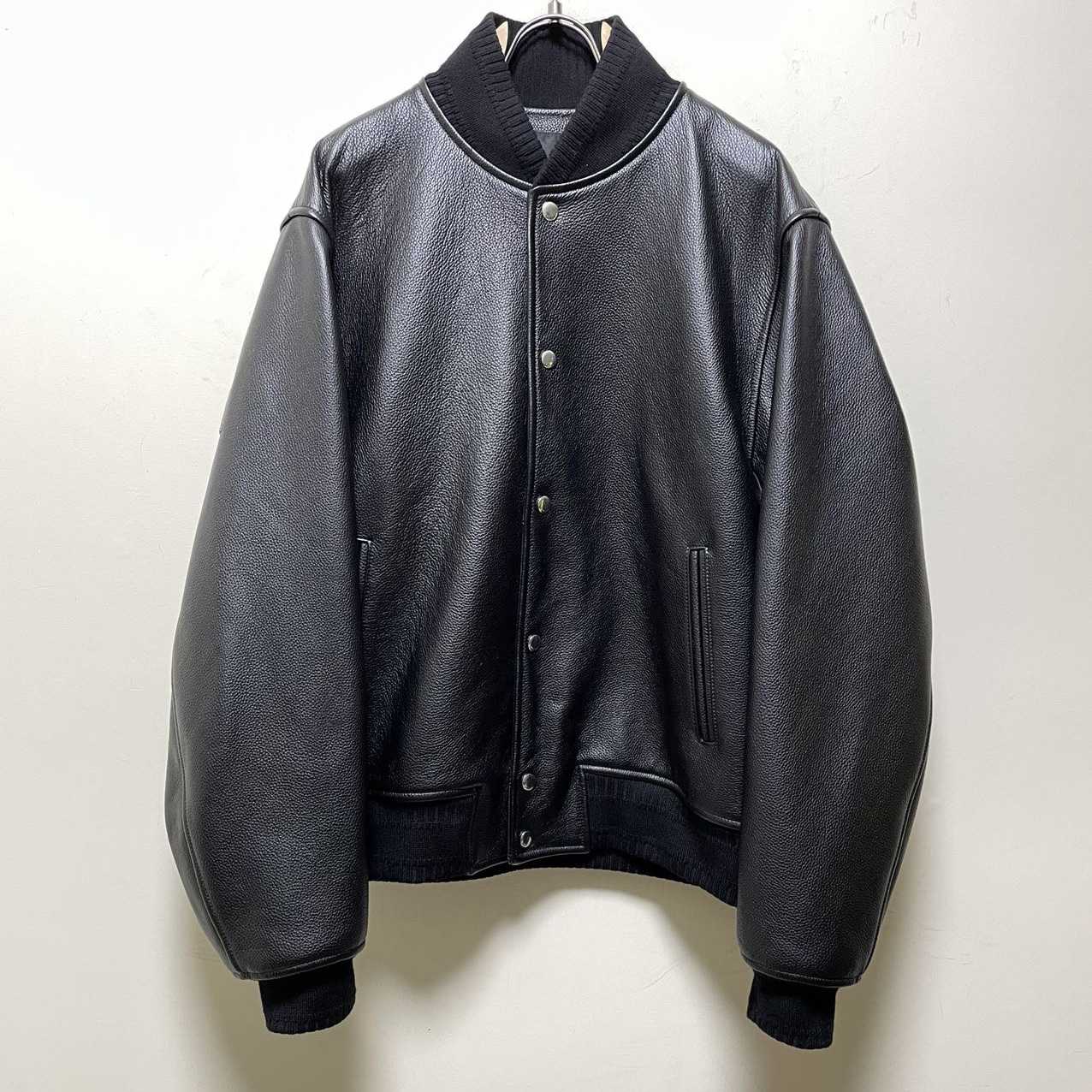 Givenchy Logo Leather Bomber Jacket In Black - everydesigner