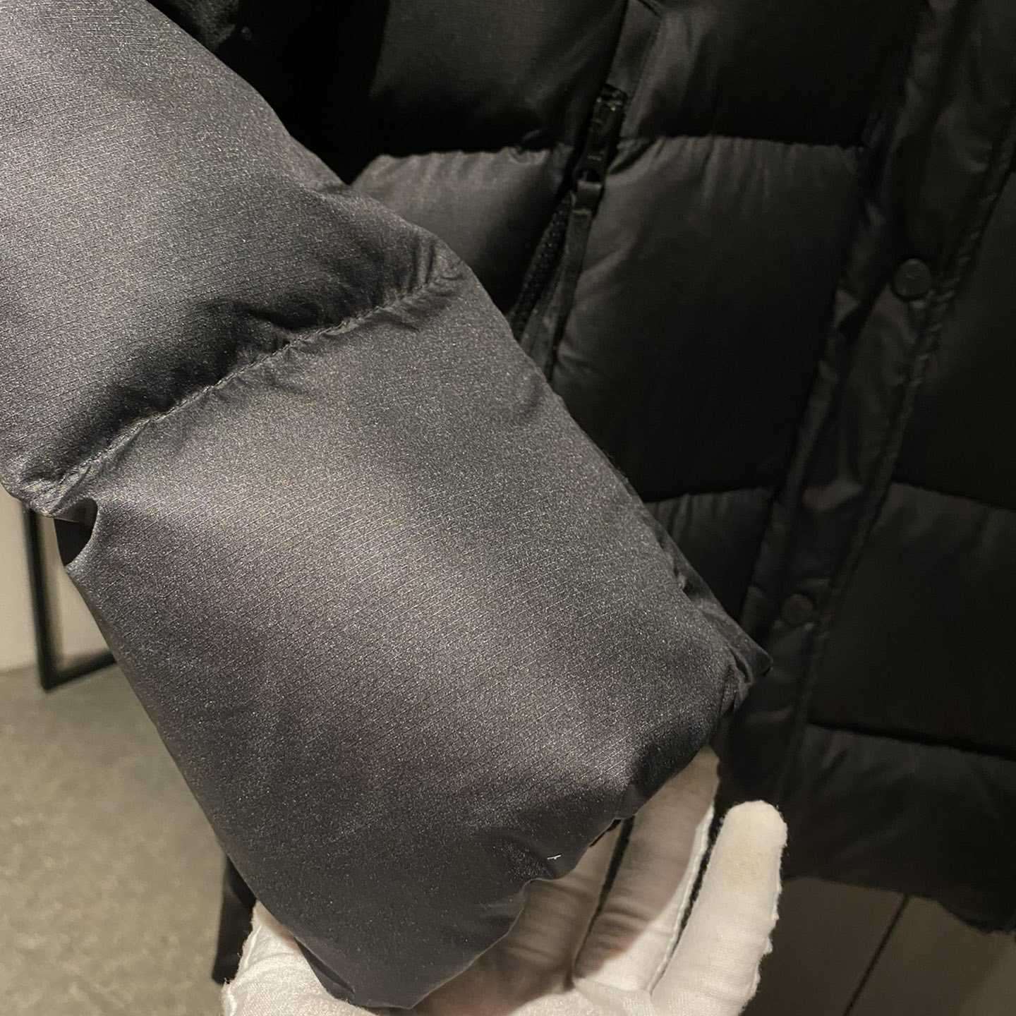 The North Face Embroidered-Logo Padded Coat - everydesigner