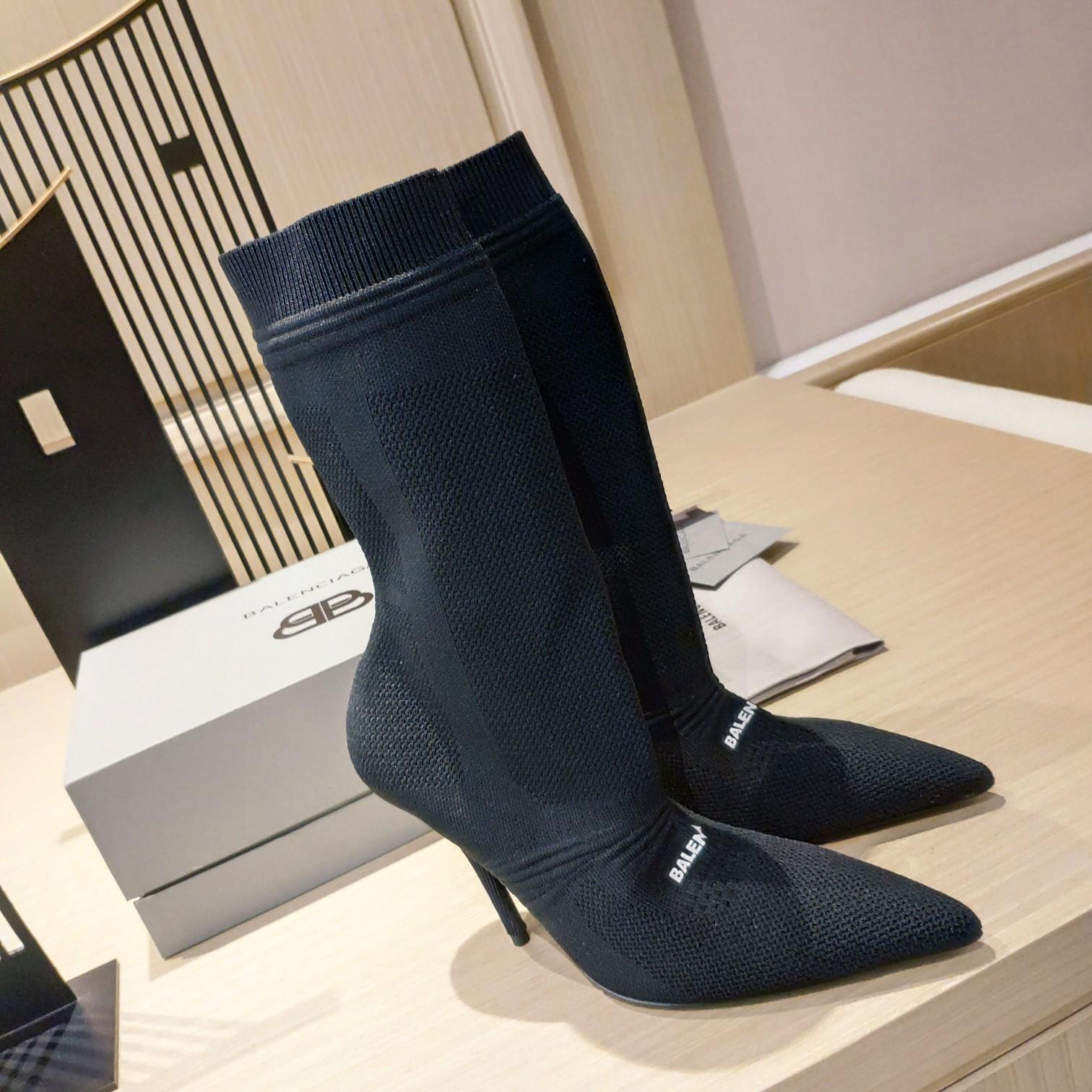 Balenciaga Boot In Black  - everydesigner