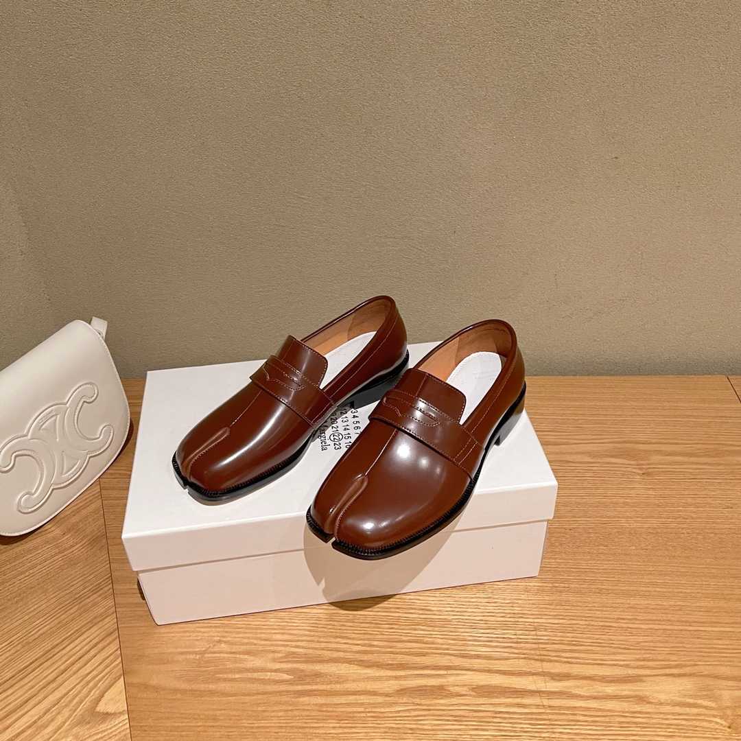 Maison Margiela Tabi Loafers - everydesigner