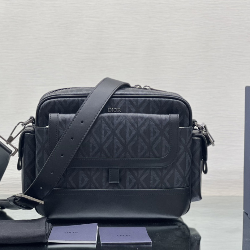 Dior Hit The Road Messenger Bag (26-21-8 cm) - everydesigner