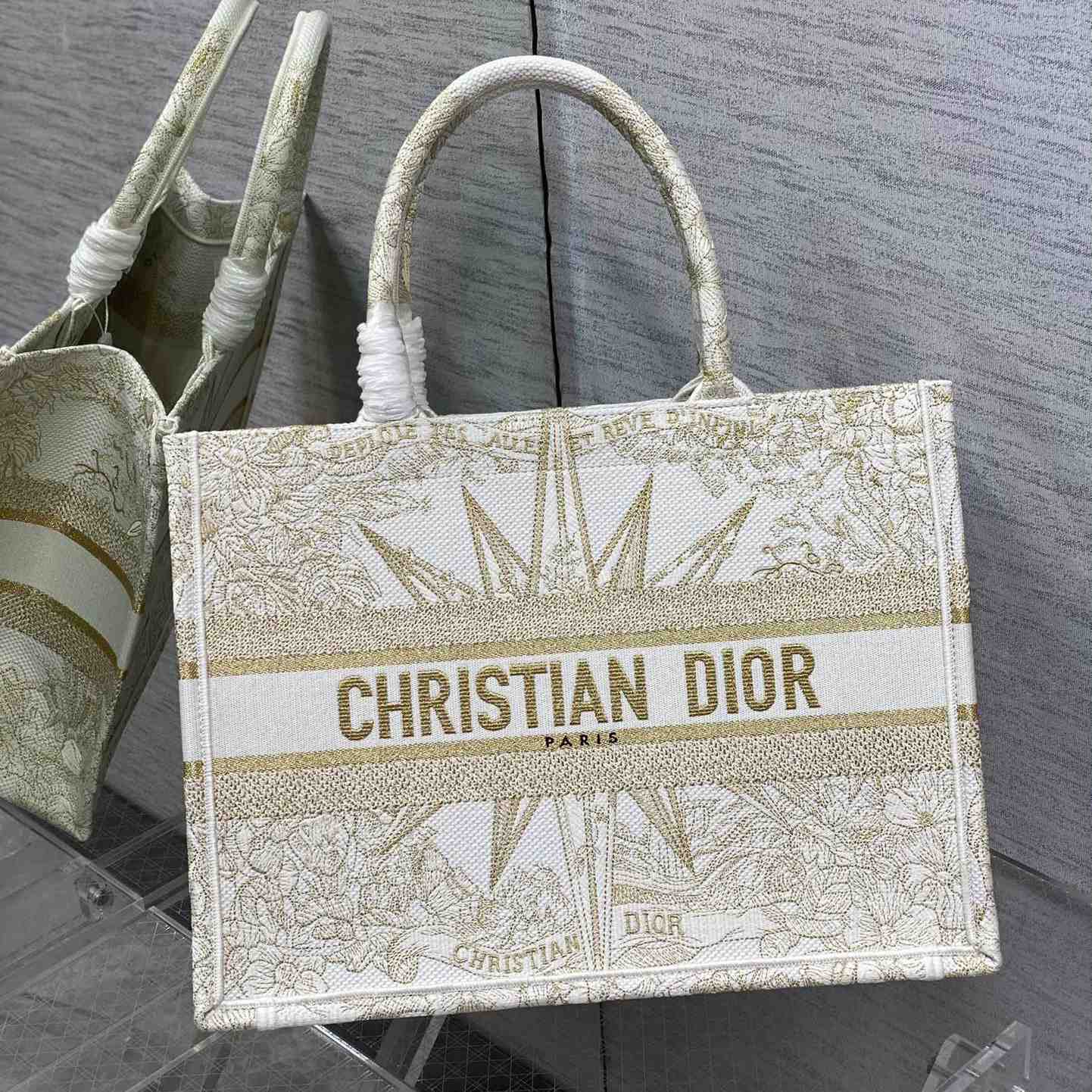 Dior Medium Dior Book Tote(36-18-28cm) - everydesigner