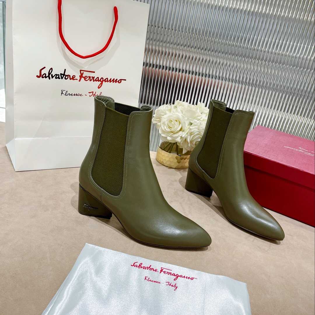 Ferragamo Leather Ankle Boot - everydesigner