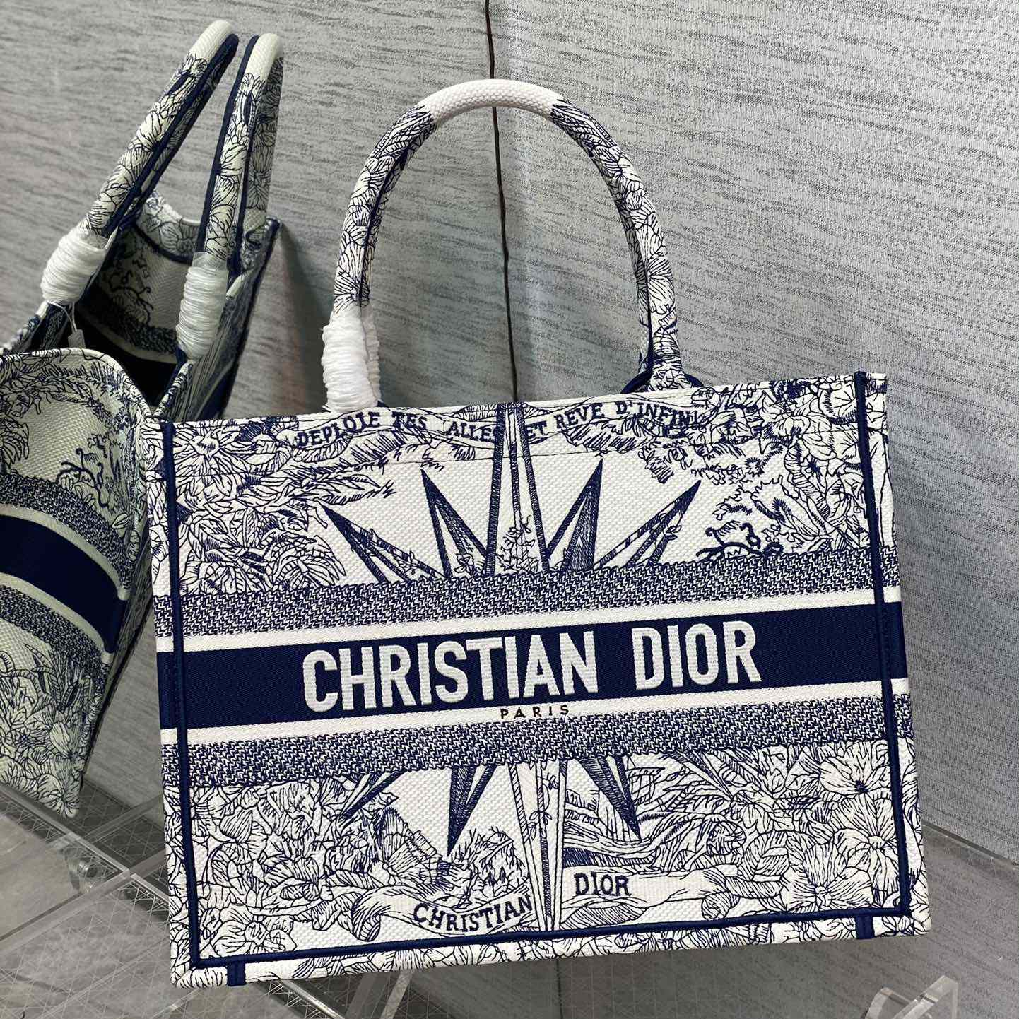 Dior Medium Dior Book Tote(36-18-28cm) - everydesigner