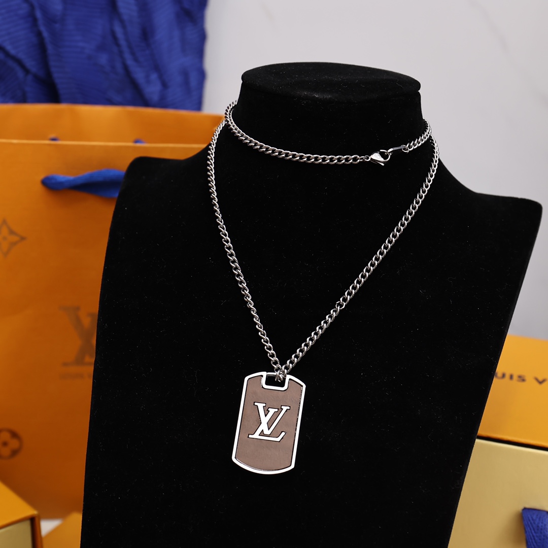 Louis Vuitton LV Shades Locket Pendent     M00883 - everydesigner