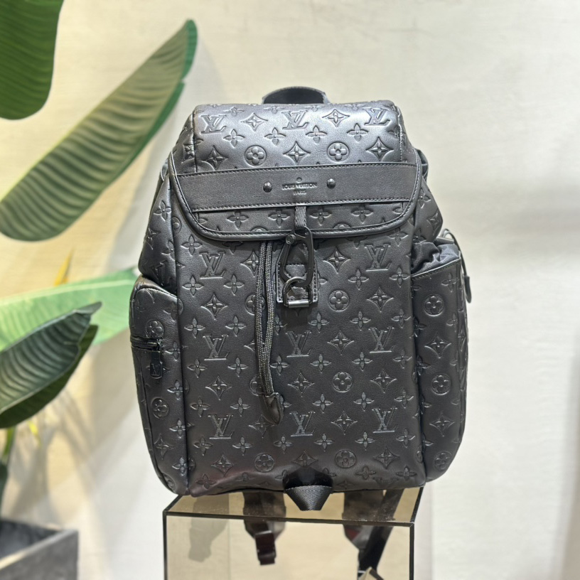 Louis Vuitton Discovery Backpack GM(35-54.5-19cm)  M43680 - everydesigner