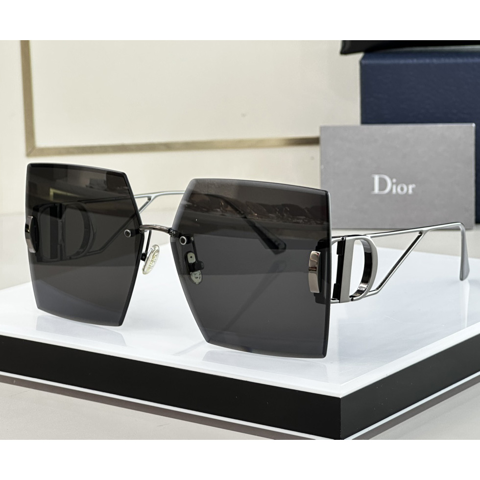 Dior 30Montaigne S7U Sunglasses - everydesigner