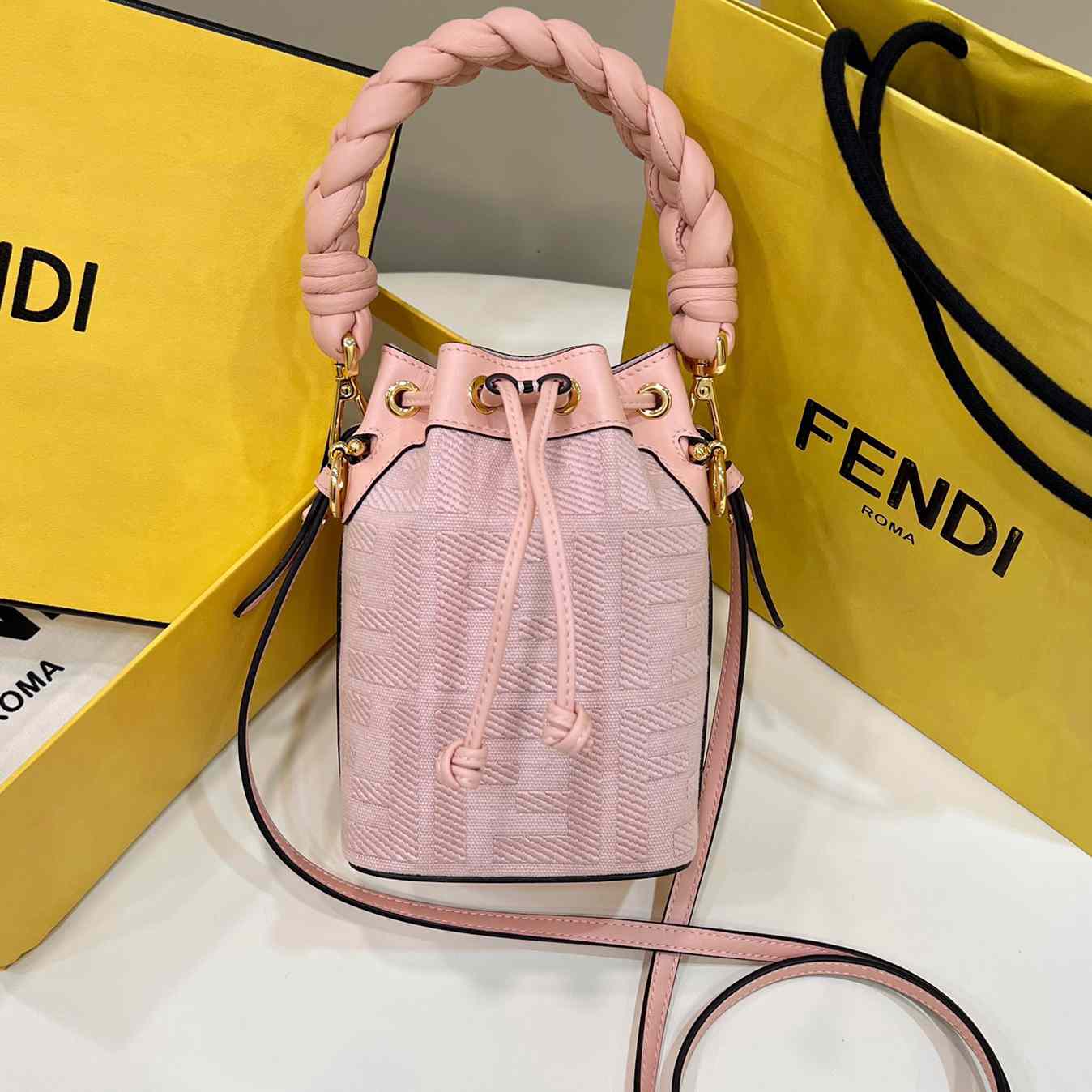 Fendi Mon Tresor Pink FF Canvas Mini-Bag (12×18×10cm)   - everydesigner