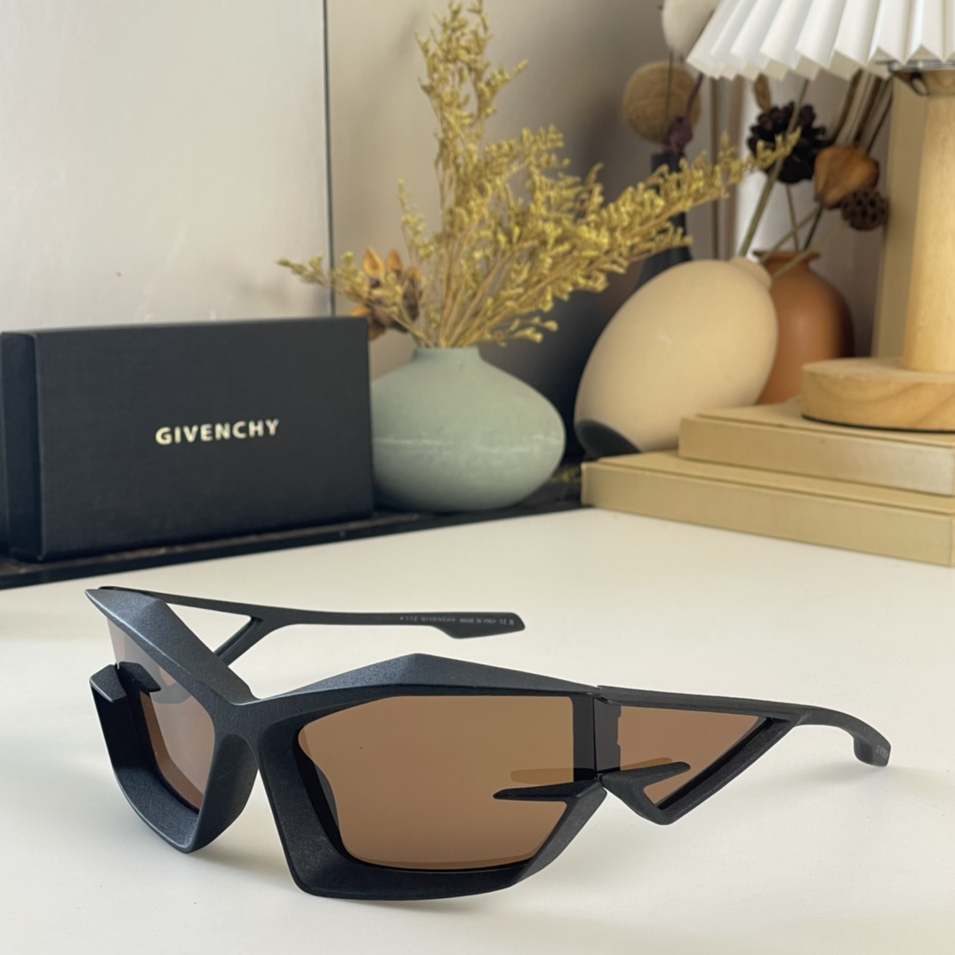 Givenchy Giv Cut sunglasses In Nylon       GV40049  - everydesigner