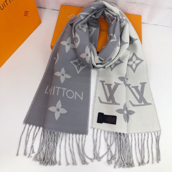 Louis Vitton Simply LV Scarf - everydesigner