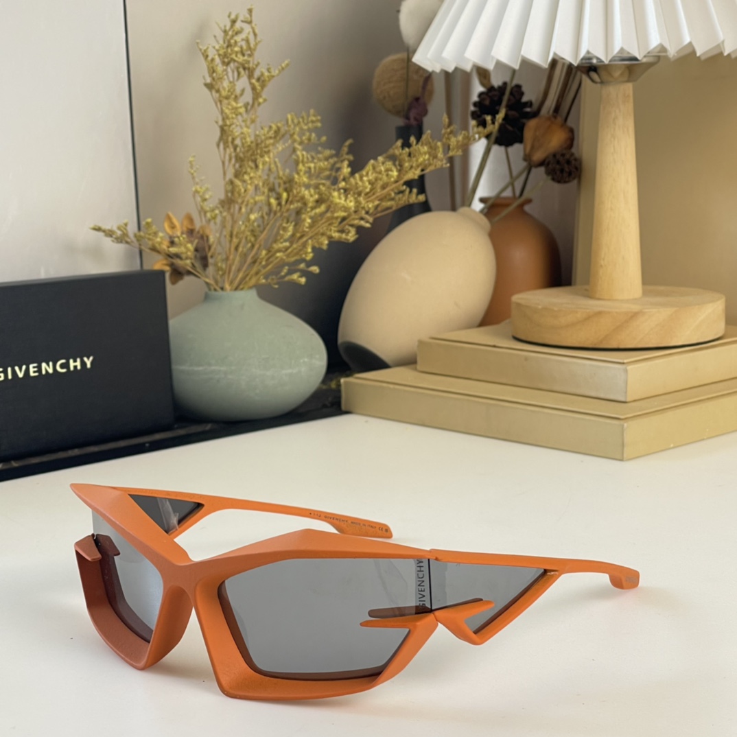 Givenchy Giv Cut sunglasses In Nylon       GV40049  - everydesigner