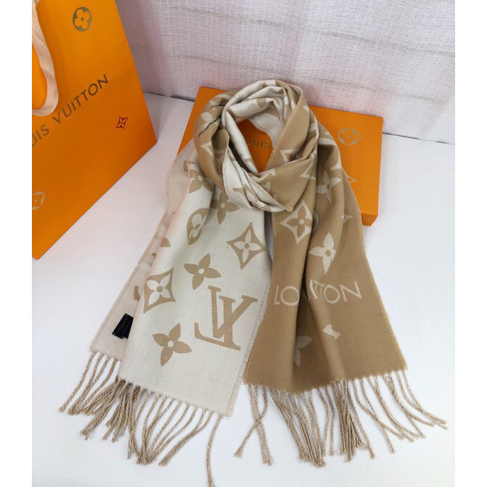 Louis Vitton Simply LV Scarf - everydesigner