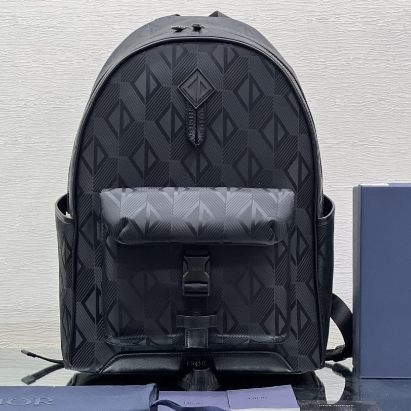 Dior Explorer Backpack - everydesigner