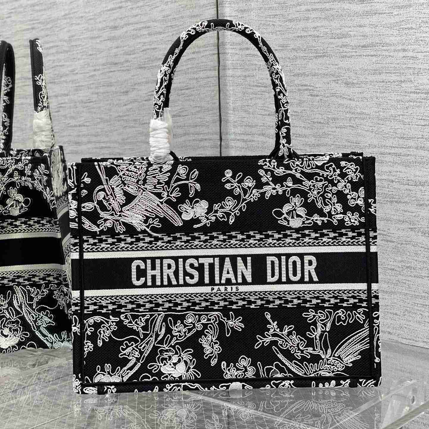 Dior Medium Dior Book Tote(36-18-28cm) - everydesigner