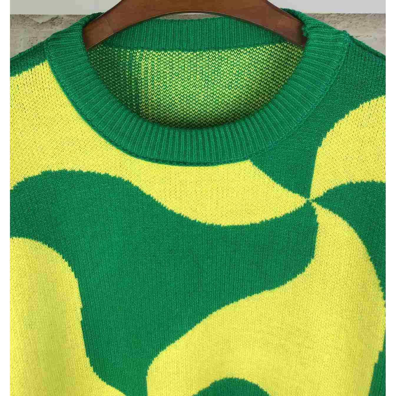 Bottega Veneta Heavyweight Wool Jacquard Wavy Triangle Sweater - everydesigner