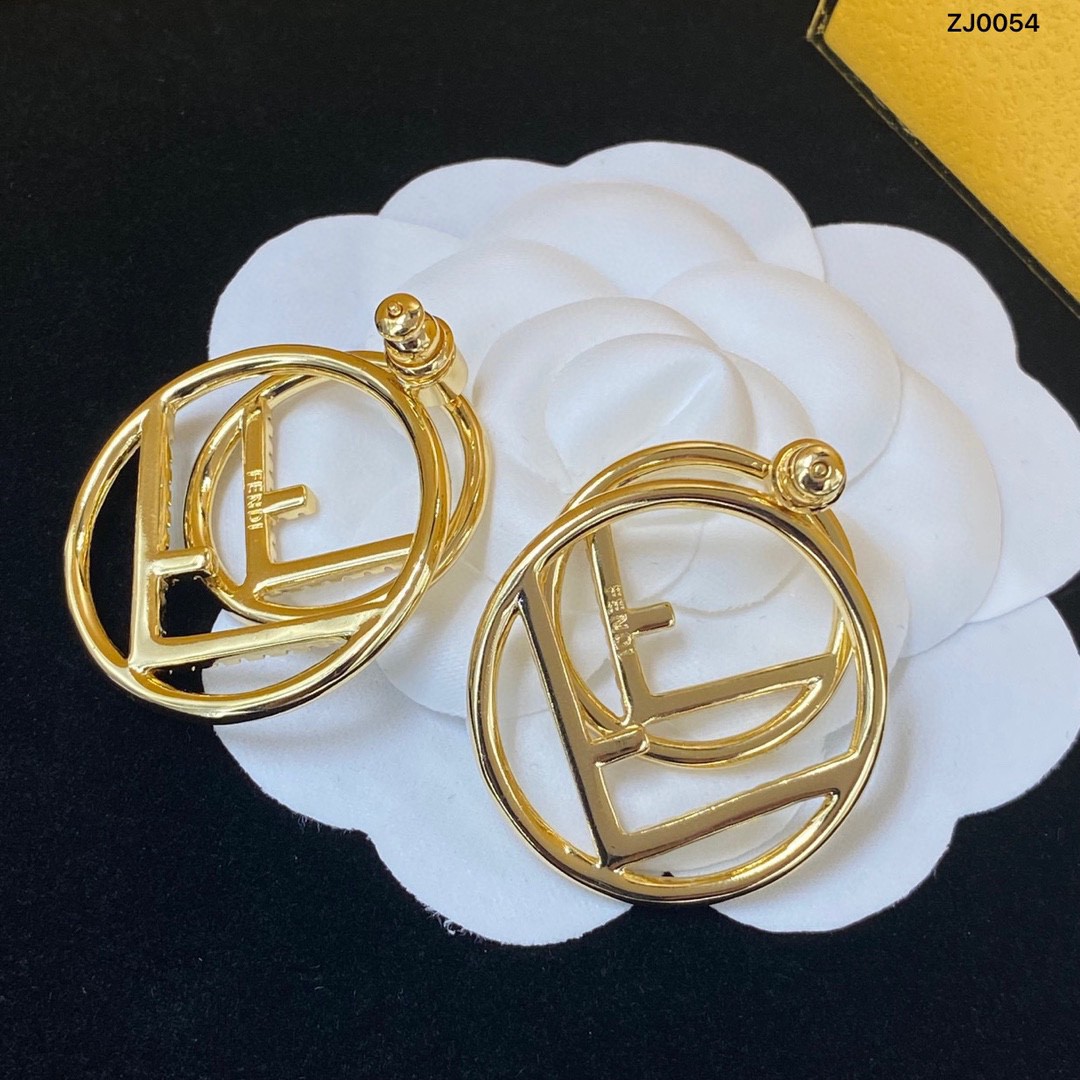 Fendi Earrings - everydesigner