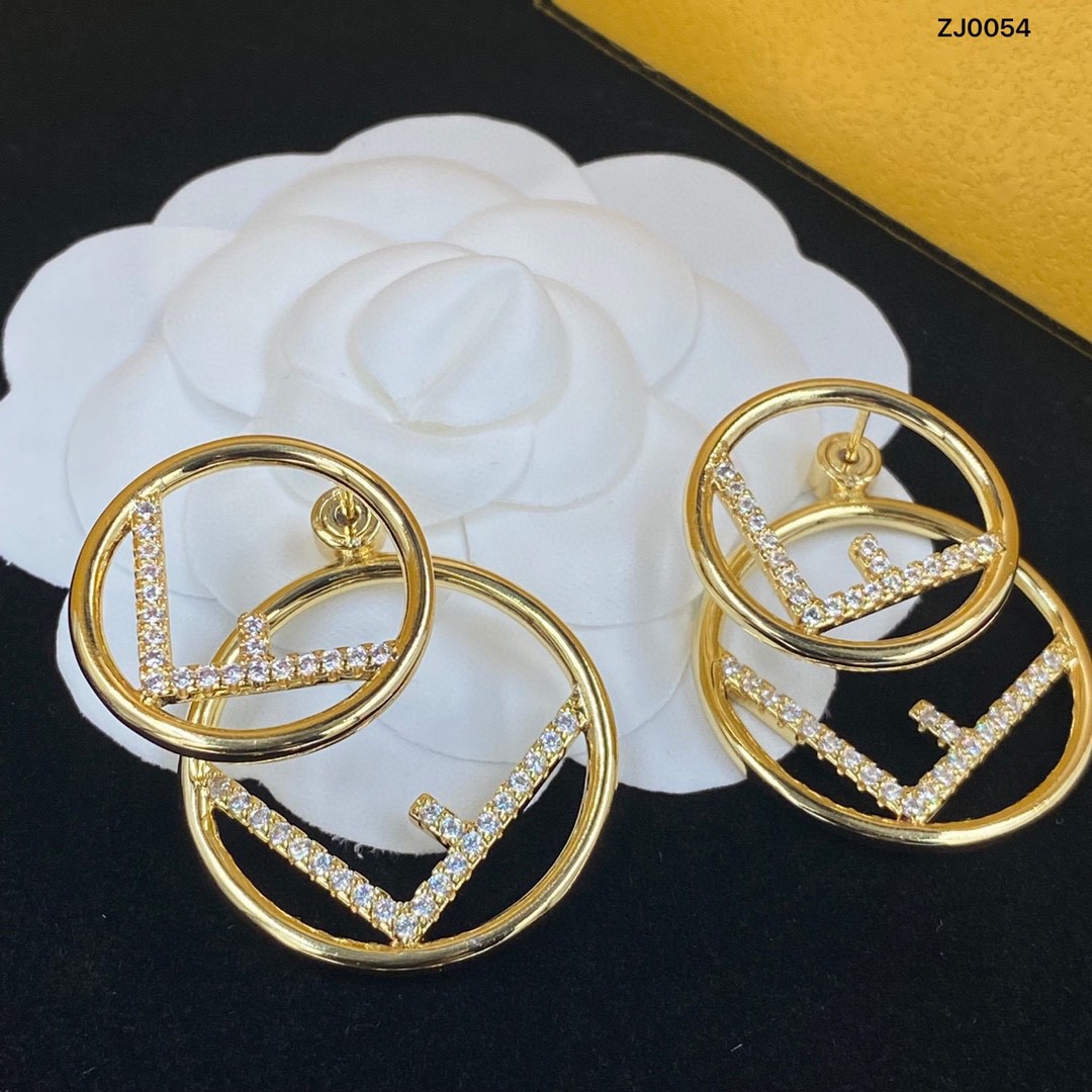 Fendi Earrings - everydesigner