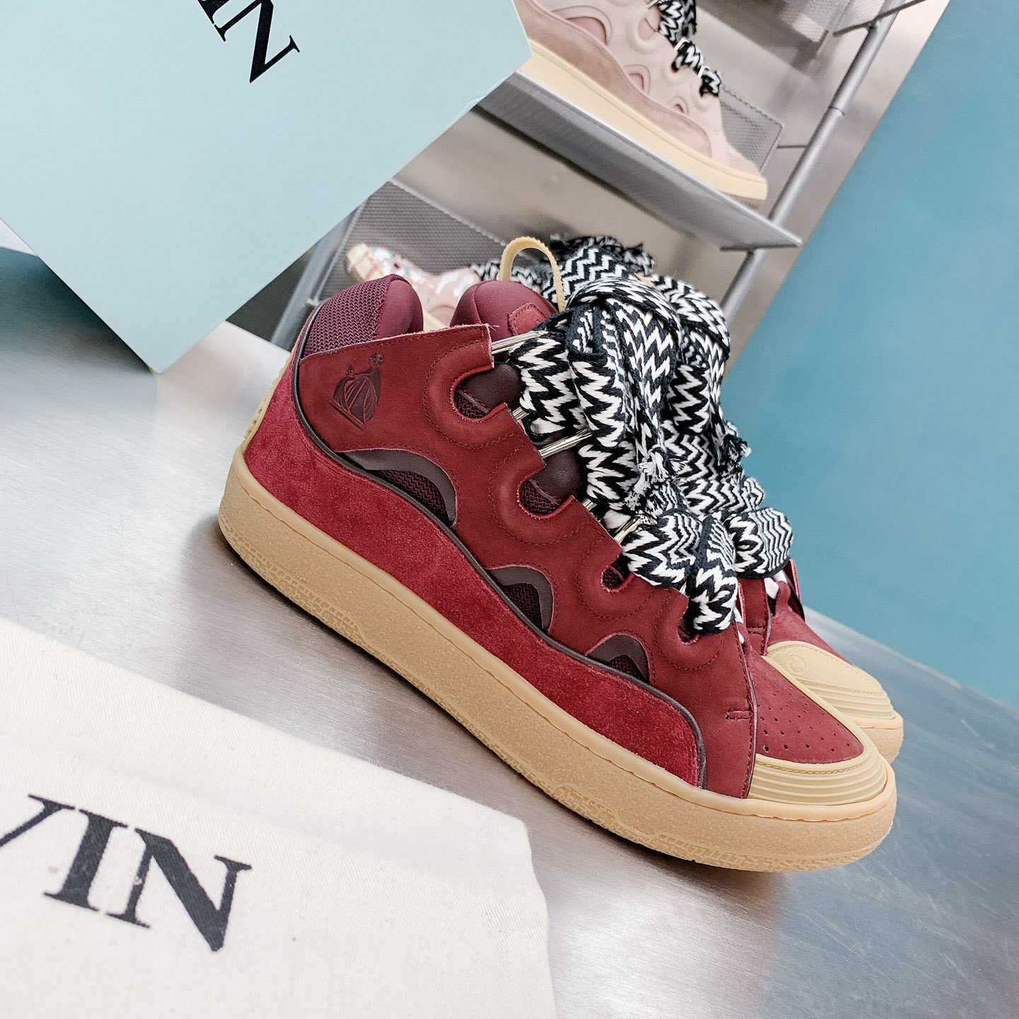 Lanvin Leather Curb Sneakers - everydesigner