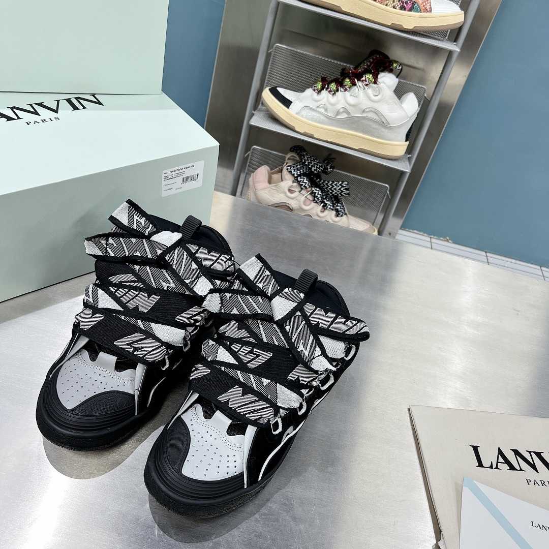 Lanvin Curb Sneakers - everydesigner