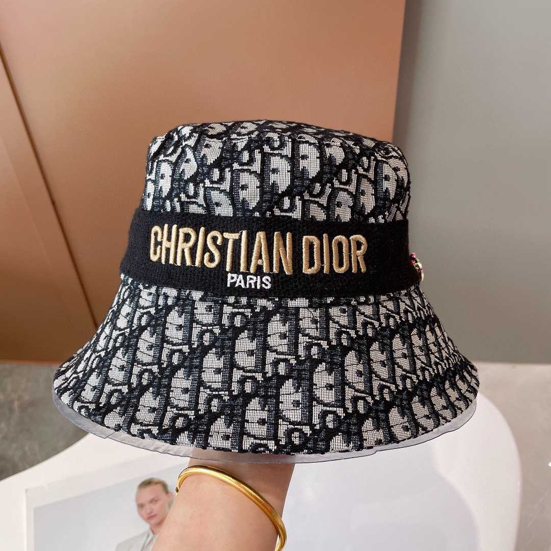 Dior Oblique Bucket Hat - everydesigner