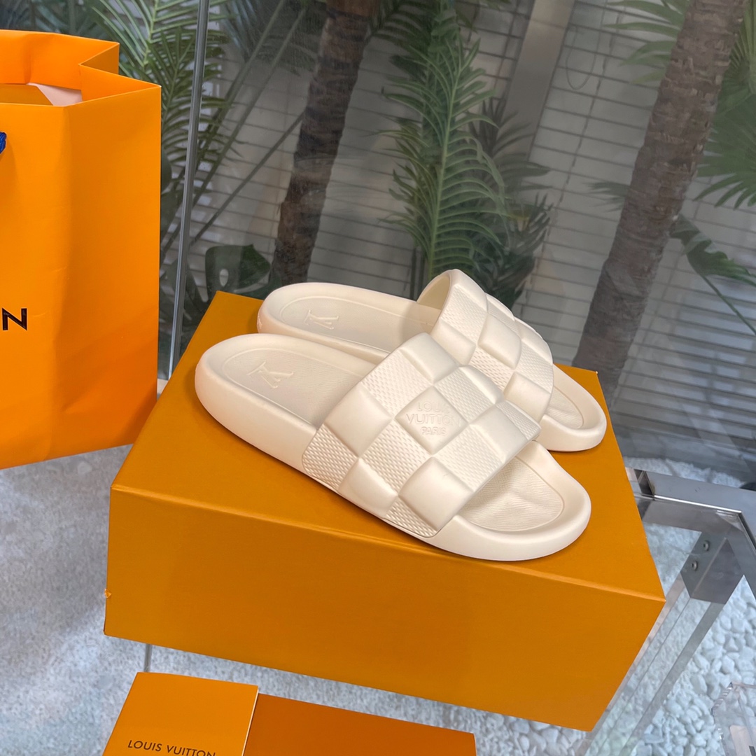 Louis Vuitton Waterfront Mules   1AAR9U - everydesigner