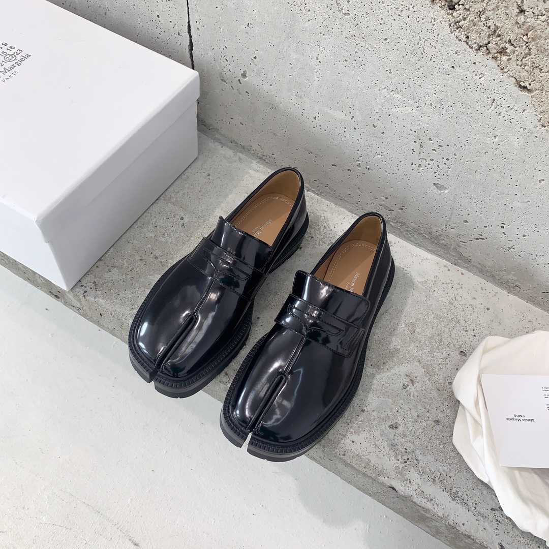 Maison Margiela Tabi Loafers - everydesigner