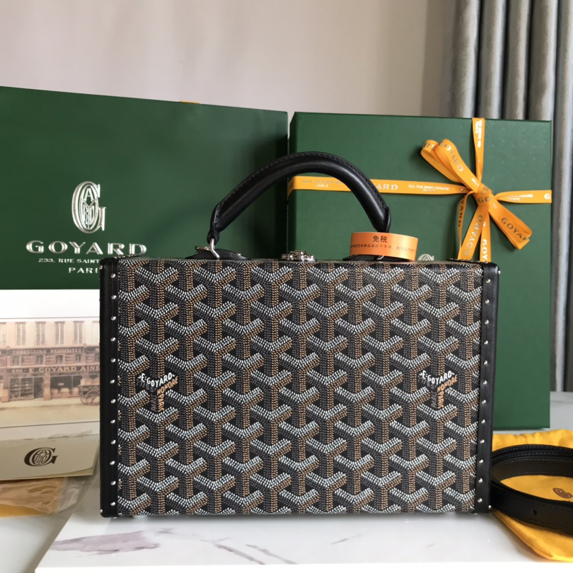 Goyard Grand Hôtel Trunk Bag  - everydesigner